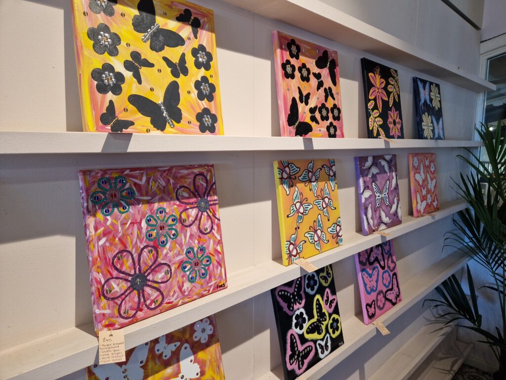 Local Artist Fern Simpson